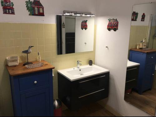 Baño, Charmant T2 jardin près des plages et du golf Seignosse (Charmant T2 jardin pres des plages et du golf Seignosse) in Seignosse