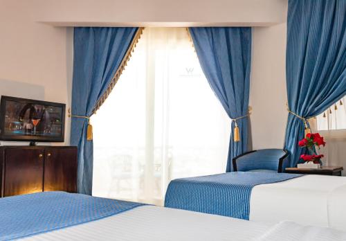 Twin room, garden view