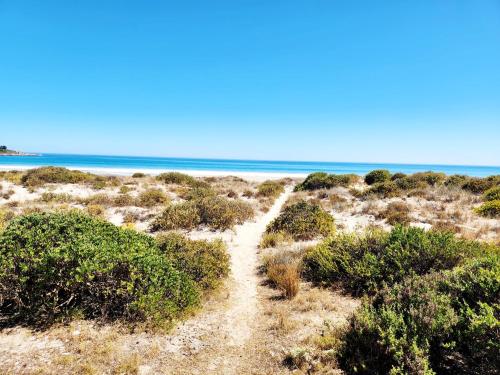 Beach Front Beach House 10 Golden Mile