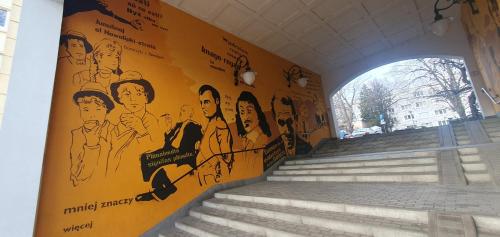 Central Warsaw Pol in Central Warsaw Pol in