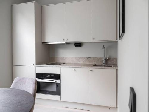 Slope-Side Fun Ski-In Ski-Out Retreat for 3 in Åre