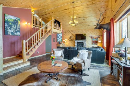 Spacious Gunnison Home Ski, Hike, Bike and Fish!