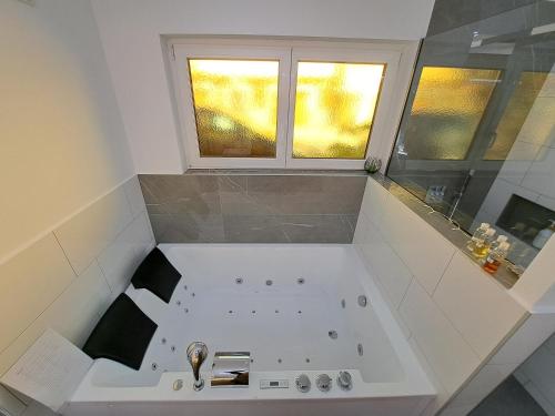 badtunna, Ferienapartment "Zur Linde" in Semmering