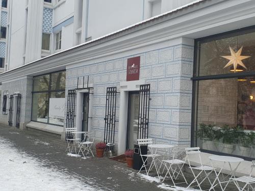 Central Warsaw Pol in Central Warsaw Pol in