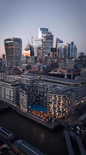 UPPAMOST LUXURY HOME LONDOn
