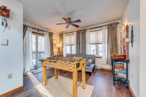 Poconos Hideaway in Arrowhead Lake with Game Room! in Pocono Lake, USA