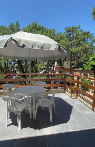 Ubatuba Lofts Mar Azul - depto 1 hab - 7 in Mar De Las Pampas