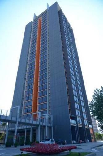 CYBERJAYA SANITISED|NETFLIX|WiFi|PARKING|NEW .1003 - image 12