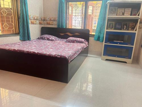 Peaceful Spacious Private 1BHK Near Airport close to VIP or Jessore Rd