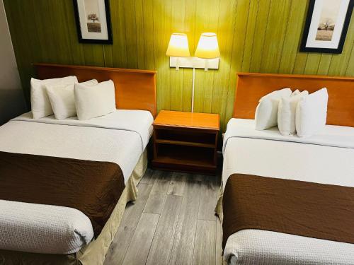 Sparta inn - image 9