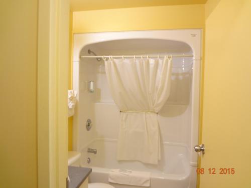 Canadas Best Value Inn Kapuskasing