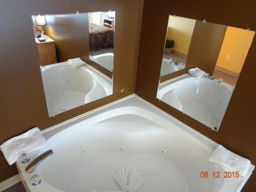 Canadas Best Value Inn Kapuskasing in คาปุสเคซิง (ON)
