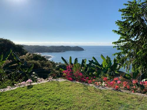 Villa Surya -6 BDRM, Breathtaking Ocean View, pool in Sayulita, Mexico