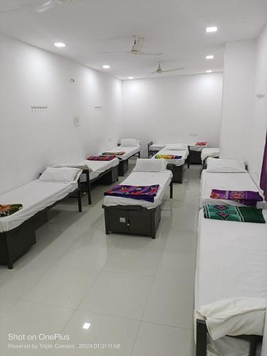1 twin bed
