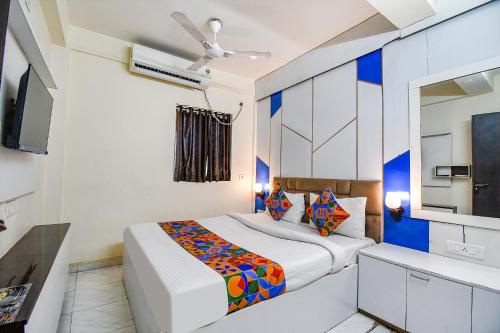 B&B Kolkata - FabHotel Green Leaf I - Bed and Breakfast Kolkata