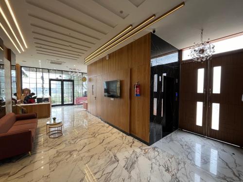 Hotel Three Seasons - 로비