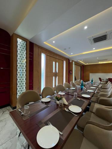 Hotel Three Seasons - 레스토랑