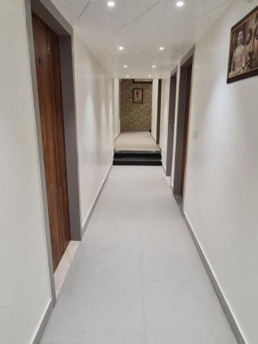 Hotels Nearby Us Embassy New Delhi