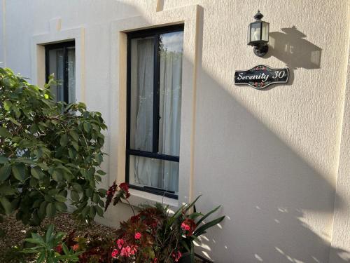 Happy Post - New in بحيرات تيلرز