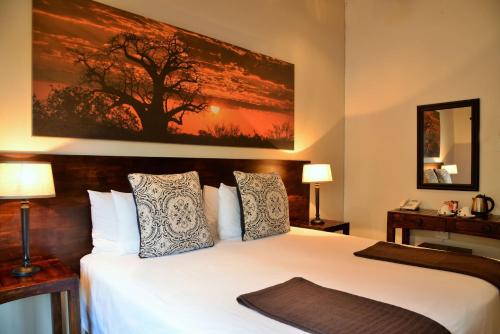 Bushveld Terrace Hotel & Guest House