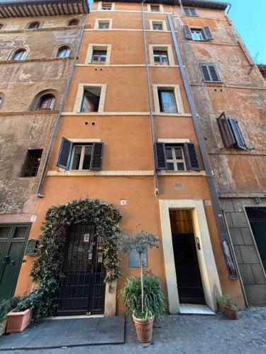 Casa Uberto, Rome