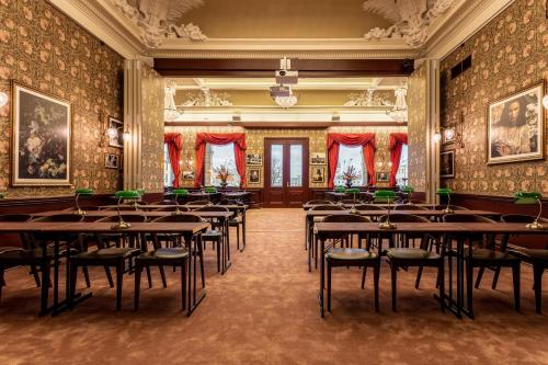 Hotel Pigalle - image 42