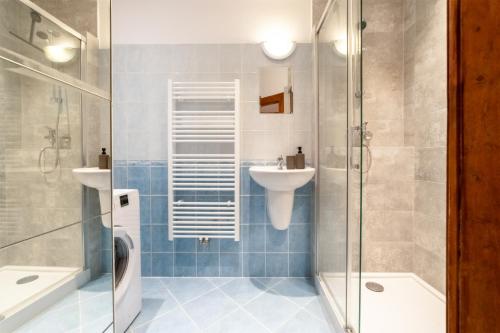 Authentic Czech Experience by Rentez