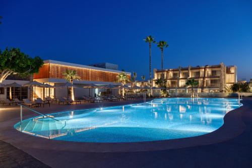 Utopia Blu Hotel - image 2