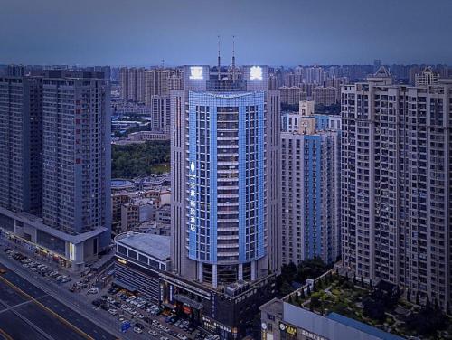 Mehood Lestie, Xi'an High -tech Zone Fengqing Garden Metro Station