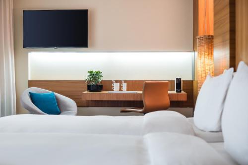 room detail thumbnail 1