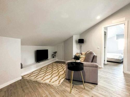 Pena Apartments - C by Mth 5