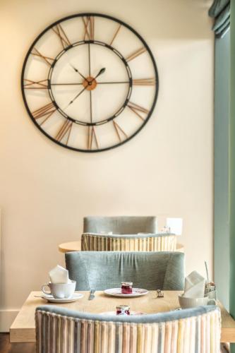 Wivenhoe House Hotel - image 14