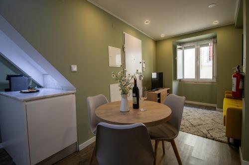 Loios Studios And Apartments - Lisbon