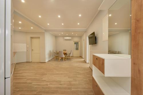 Sunbreeze Delux Vilas - image 3