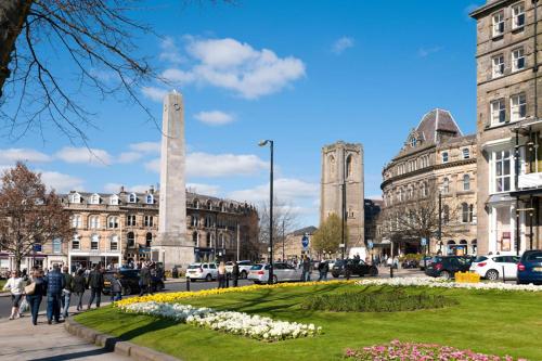 Harrogate House Apt 2 - Stylish Central Flat in Harrogate City Center