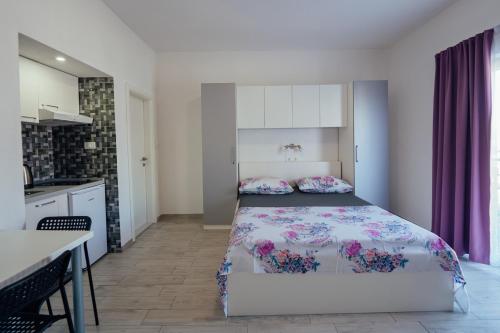 Two-Bedroom Apartment image 4