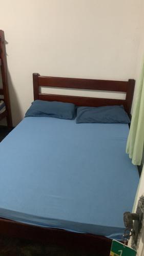1 double bed, 1 bunk bed