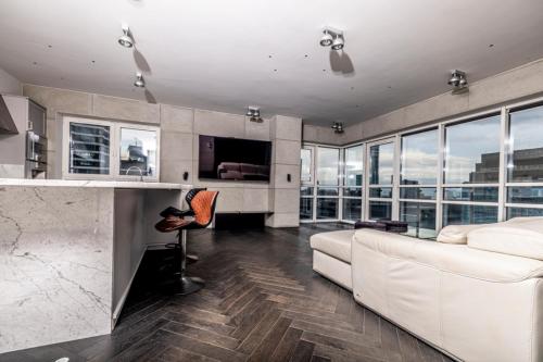 Black Pearl - Amazing City View, 130 sqm, Varsovie (photo 2)