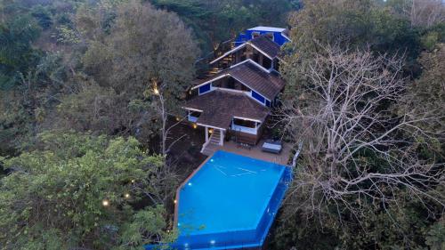 Mae Terra - 4BHK Villa with Infinity Pool on Chorao Island