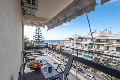 Valeria's Sea View Apartment, Athènes