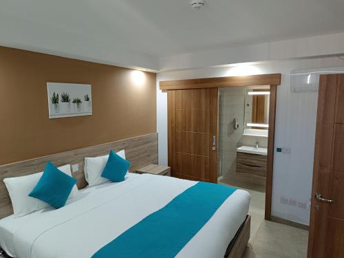 hotel photo