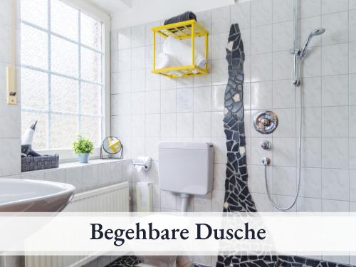 Blumenvilla 2 mit begehbarer Dusche, Sauna, Garten