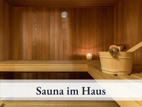 Blumenvilla 2 mit begehbarer Dusche, Sauna, Garten