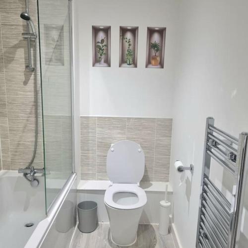 MCR 1BR Getaway with Rooftop Access & Prime Location, Manchester (zdjęcie 4)