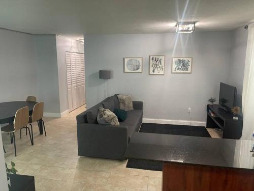 South Beach One Bedroom Condo with Parking Spot