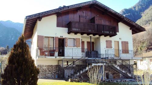 Exterior view of Villa Maria Arnalda