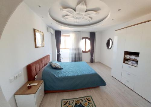 Two-Bedroom Apartment image 4