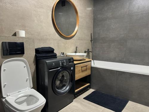 Crystal & Parkland Crystal & Parkland