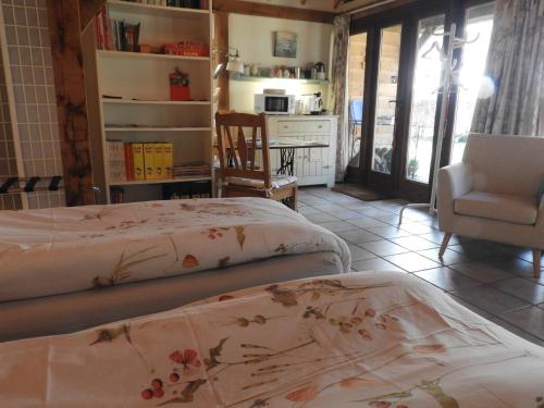 餐饮, Bed&Breakfast 't Eikeltje in 胡吉文