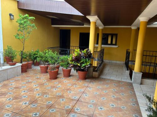 Hotel Casa Alegria in Coban